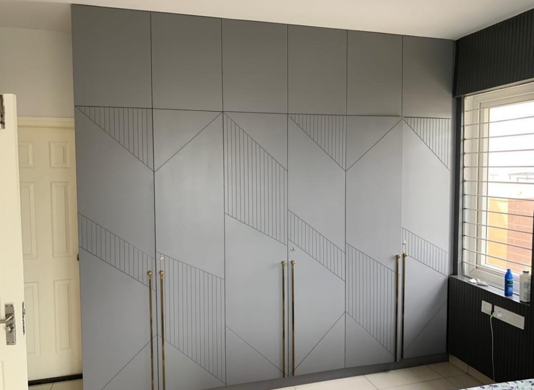 Contemporary TV Unit